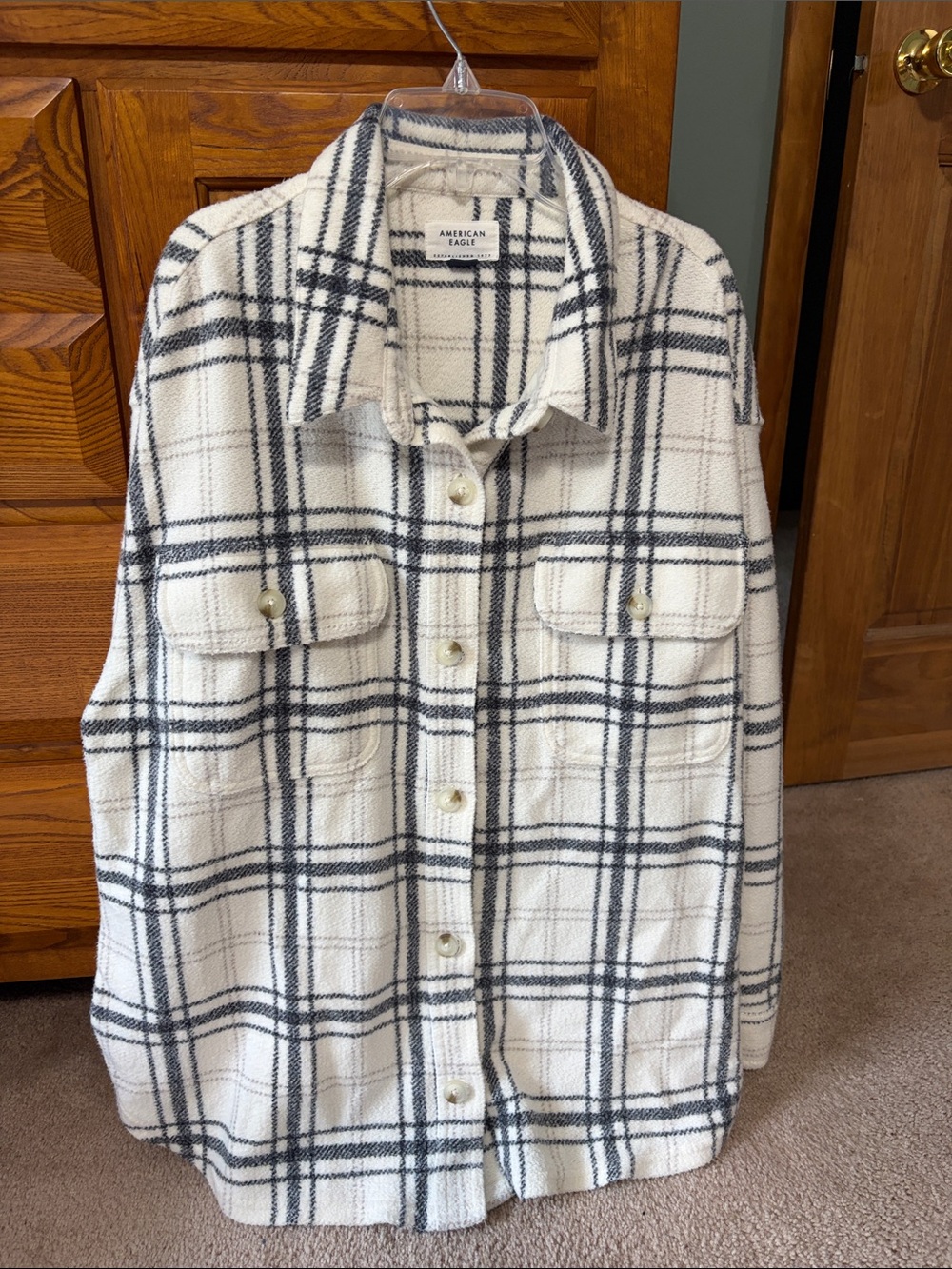 American Eagle Cream & Black Plaid Button-Up